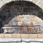 George Villa Chrousa