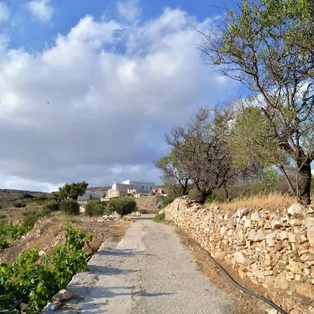 Villa George Chrousa