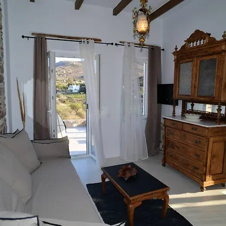 George וילה Chrousa